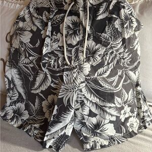 Ralph Lauren Polo Black and White Patterned swim trunks. Perfect condition!